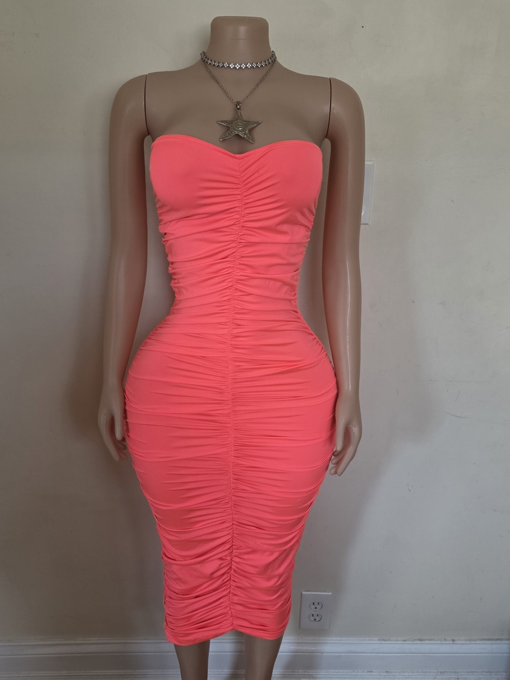 Strapless Ruched Bodycon Dress - Neon Pink